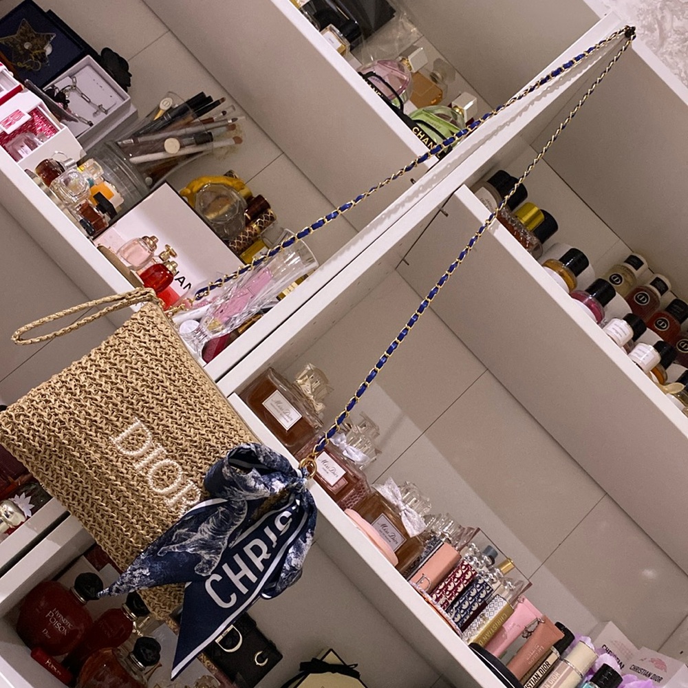 Dior Raffia Pouch - Picture 12 of 13